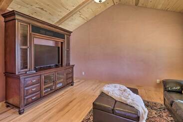 5 Mi To Butte Creek Trail: Prescott Home W/ Deck!