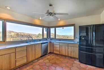Prescott House W/ Granite Mtn & Thumb Butte Views!