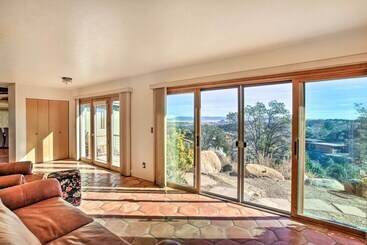 Prescott House W/ Granite Mtn & Thumb Butte Views!