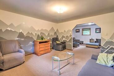 بيت ريفى Spacious Tobyhanna Family Home: Pool/beach Access!