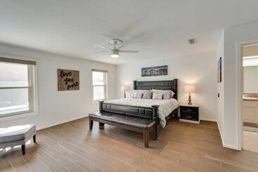 Pet Friendly Lake Havasu Home W/ Hot Tub & Pool