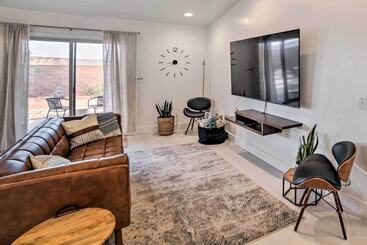 کلبه Sunny Page Home: The Gateway To Az Adventure!
