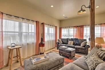 Unique Cortez Family Getaway W/ Mountain Views!
