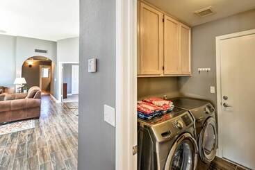 Tempe Retreat W/ Saltwater Pool & Grill!