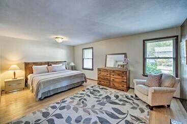 Washington Waterfront Home W/ Sequim Bay Access