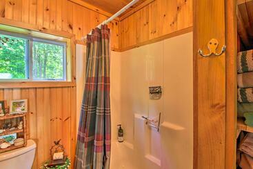 Cozy Cabin Retreat ~ 2 Mi To White Mountain Skiing