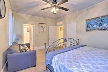 Cozy Montgomery Home: Just 2 Mi To Downtown!