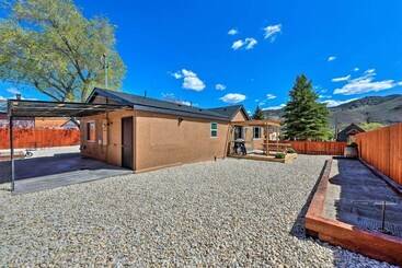 کلبه Downtown Home W/large Yard, 21 Mi To Monarch!