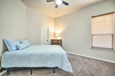 Family Retreat: 2 Blocks To Sonoma Golf Club!