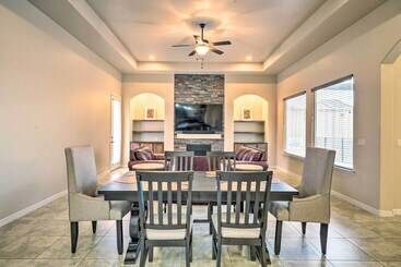 Family Retreat: 2 Blocks To Sonoma Golf Club!
