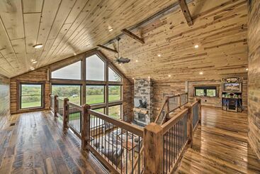 Galena Cabin W/ Wraparound Porch & Game Room!