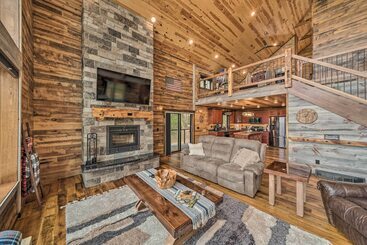 Galena Cabin W/ Wraparound Porch & Game Room!