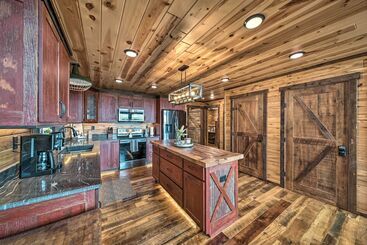 Galena Cabin W/ Wraparound Porch & Game Room!