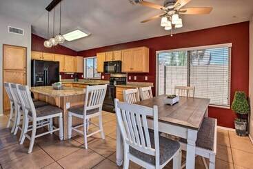 Gilbert Retreat W/ Outdoor Kitchen & Private Pool!