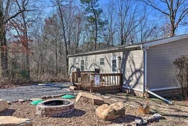 Lakefront Greers Ferry Cabin W/ Covered Boat Slip!