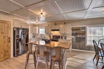 Lakefront Greers Ferry Cabin W/ Covered Boat Slip!