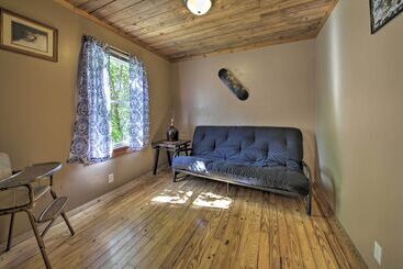 Pet Friendly Cottage W/ Fire Pit   3 Mi To Siu!