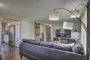 Buffalo Getaway W/ Charcoal Grill & Patio!