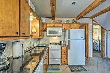 Ruidoso Cabin W/ Deck & Grill   Walk To Town!