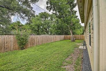 Spacious Houston Family Home With Game Room!