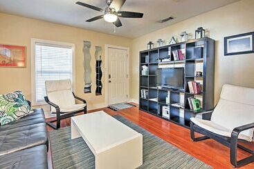 Trendy  Austin Soul  Home: Walk To South Congress!