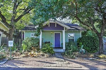 Trendy  Austin Soul  Home: Walk To South Congress!