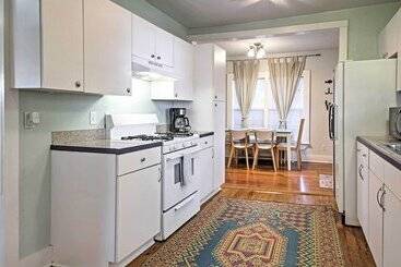 Trendy  Austin Soul  Home: Walk To South Congress!