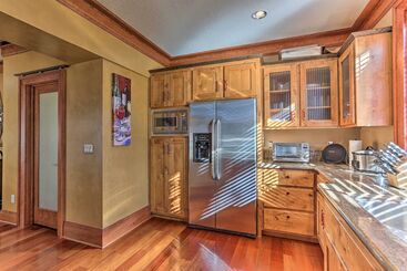 North End Boise Home W/ Courtyard ~ 3 Mi To Dtwn!