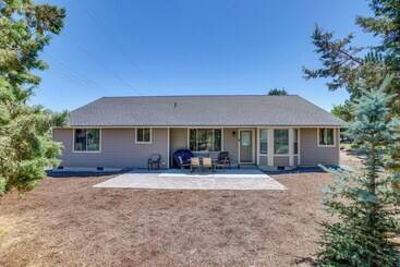 Welcoming Redmond Home W/ Grill, Near Trails!
