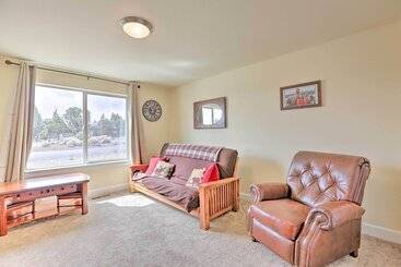 Welcoming Redmond Home W/ Grill, Near Trails!