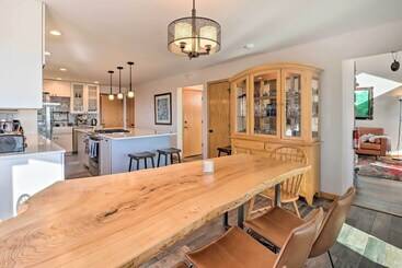 Albrightsville Home: Deck + Panoramic Valley View!