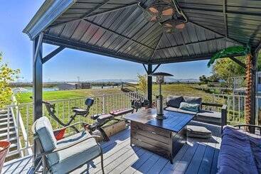 Bethel Island Retreat W/ Private Boat Slip!