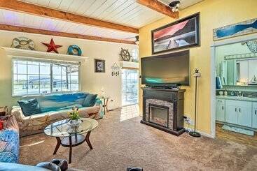 Bethel Island Retreat W/ Private Boat Slip!
