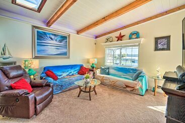 Bethel Island Retreat W/ Private Boat Slip!