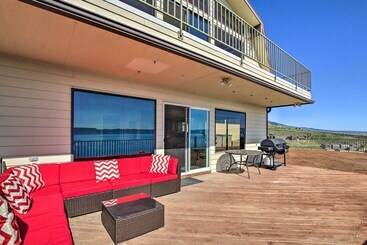 Breathtaking Bear Lake Escape W/ Game Room & View!