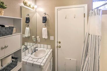 Bullhead City Escape W/ Patio On Golf Course!