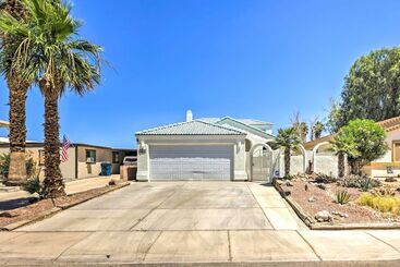 Bullhead City Escape W/ Patio On Golf Course!