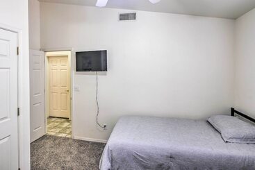 Bullhead City Escape W/ Patio On Golf Course!