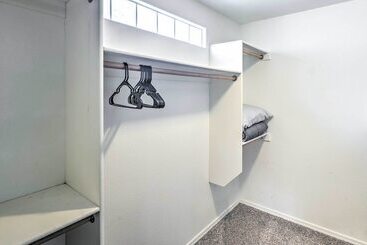 Bullhead City Escape W/ Patio On Golf Course!