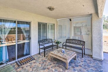 Bullhead City Escape W/ Patio On Golf Course!