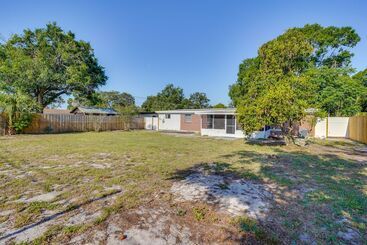 Family Friendly Lakeland Home W/ Private Hot Tub!