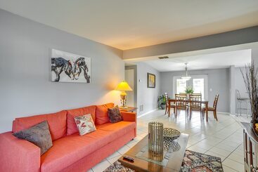 Family Friendly Lakeland Home W/ Private Hot Tub!