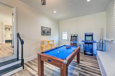 Family Friendly New Bern Home W/ Backyard!