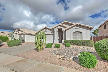 Gilbert House W/ Private Pool & Golf Course Views!