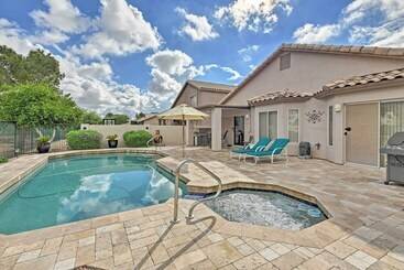 Gilbert House W/ Private Pool & Golf Course Views!