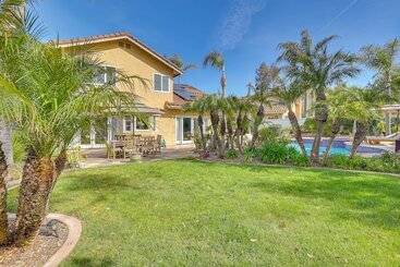 Gorgeous Vista Home W/ Private Pool & Spa!