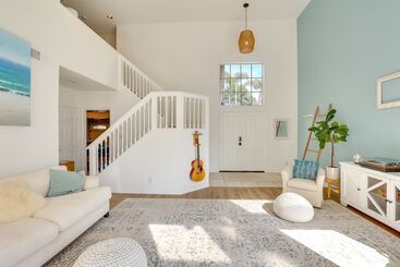 Gorgeous Vista Home W/ Private Pool & Spa!