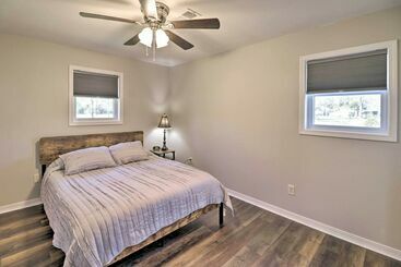 Greers Ferry Home W/ Yard, < 1 Mi To Marina!