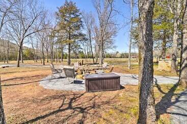 Greers Ferry Home W/ Yard, < 1 Mi To Marina!