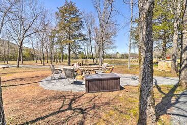 Greers Ferry Home W/ Yard, < 1 Mi To Marina!